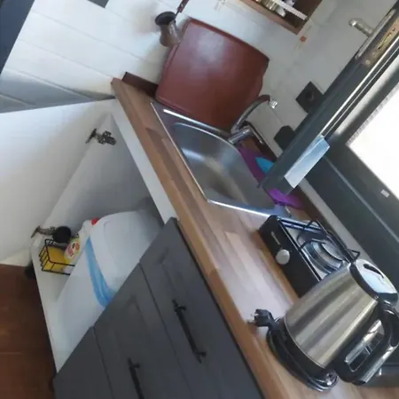35 Tiny House 아파트